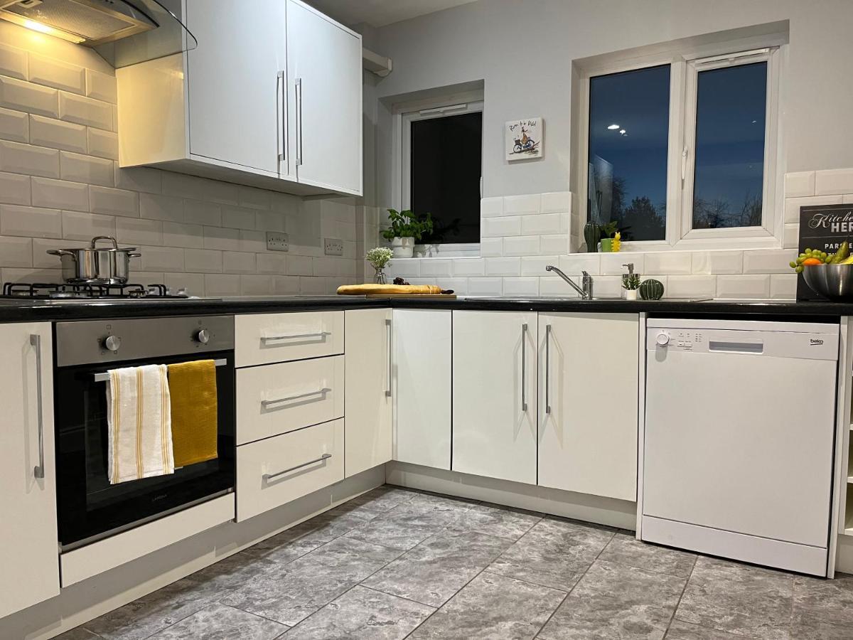 Three Bedroom City Home With Garden Southampton Eksteriør bilde